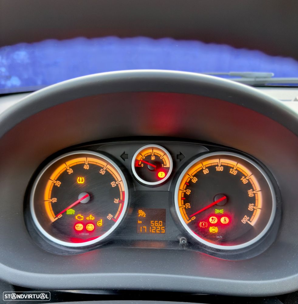 Opel Corsa 1.2 Go! FlexFuel - 8