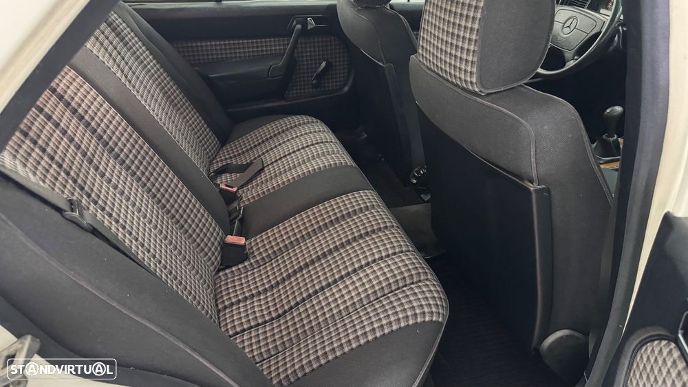 Mercedes-Benz A 190 - 8