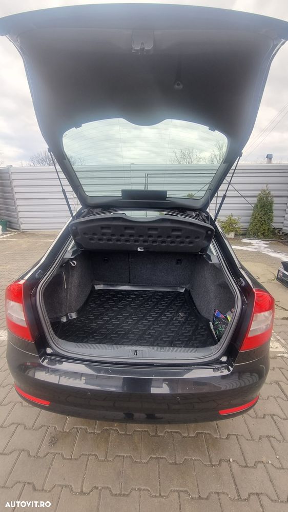 Skoda Octavia 1.4 TSI Business - 11