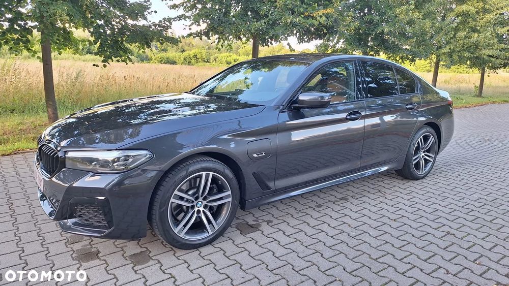 BMW Seria 5 520e M Sport sport - 8