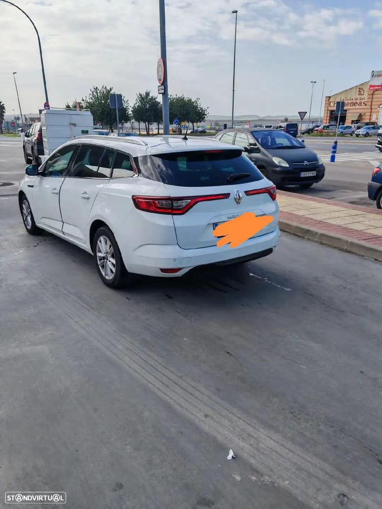 Renault Mégane Sport Tourer ENERGY dCi 130 BUSINESS - 3