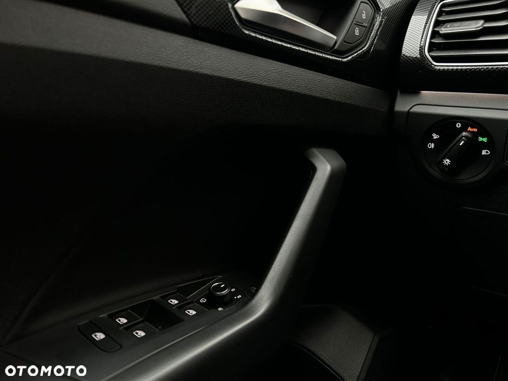 Volkswagen T-Cross - 16