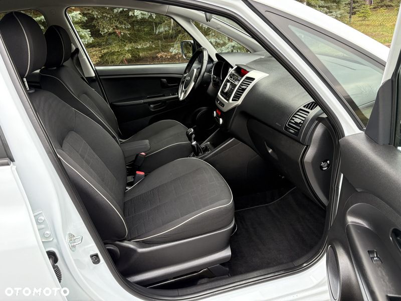 Kia Venga 1.4 CVVT ISG Dream Team Edition - 11