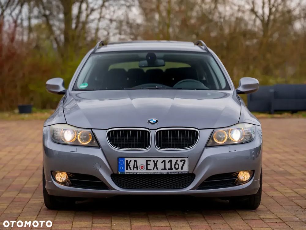 BMW Seria 3 320i Edition Sport - 2