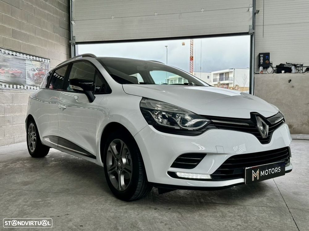 Renault Clio Sport Tourer 1.5 dCi Zen - 47