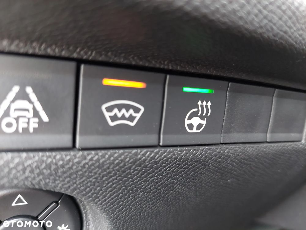 Citroën C4 1.2 PureTech Shine S&S - 28