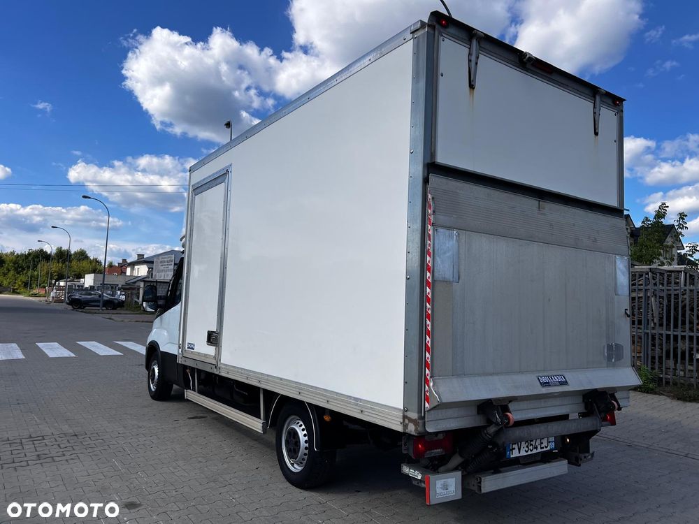 Iveco 35s16 Kontener+Winda - 9