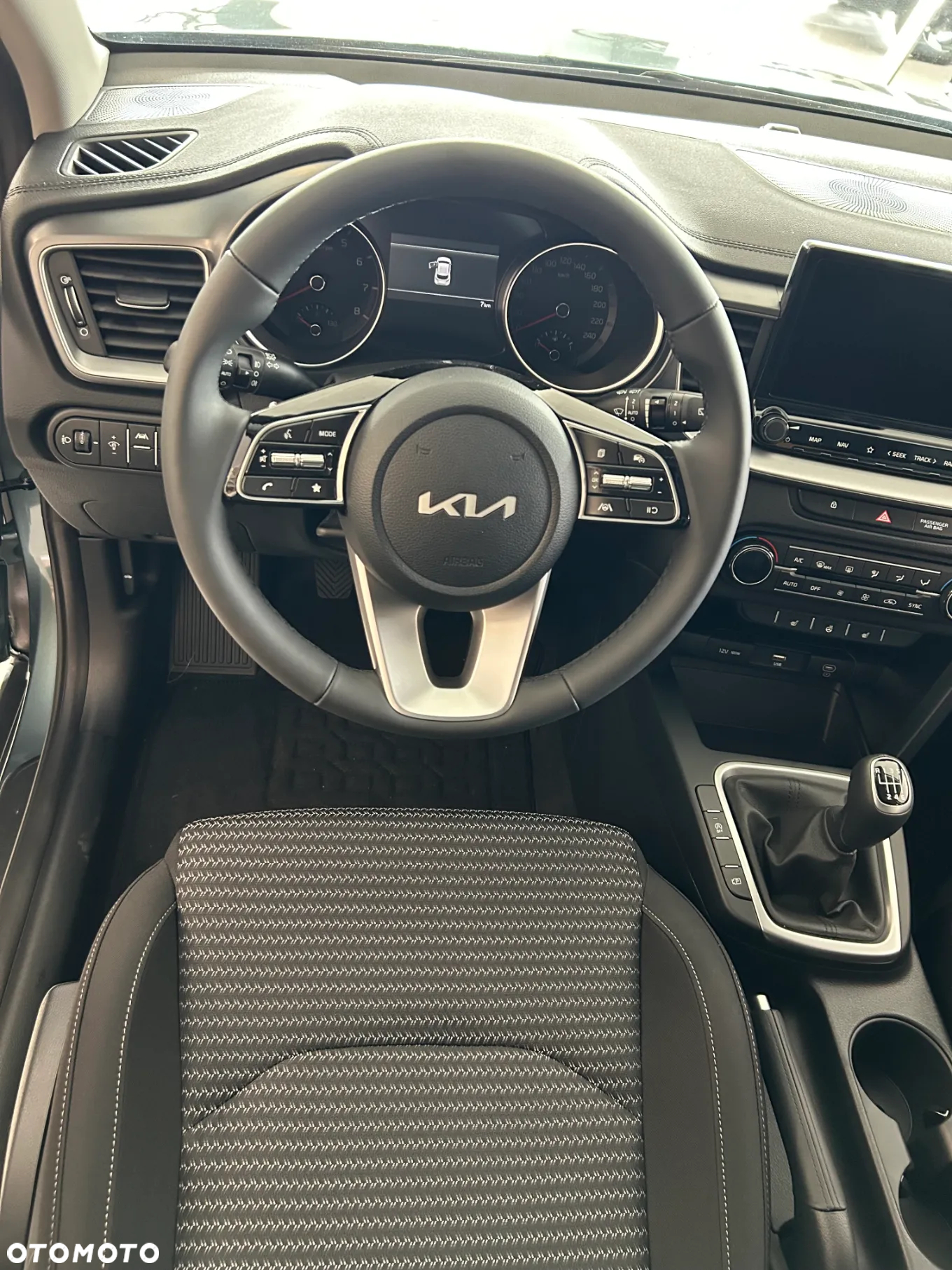 Kia XCeed 1.5 T-GDI M - 7