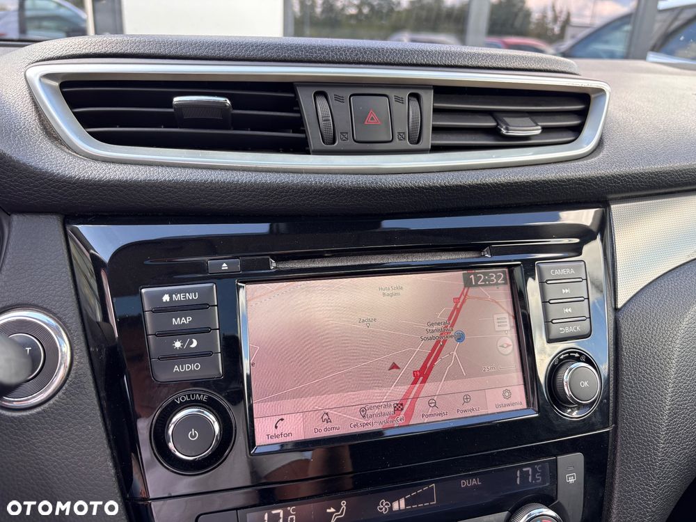 Nissan Qashqai 1.3 DIG-T N-Connecta - 18