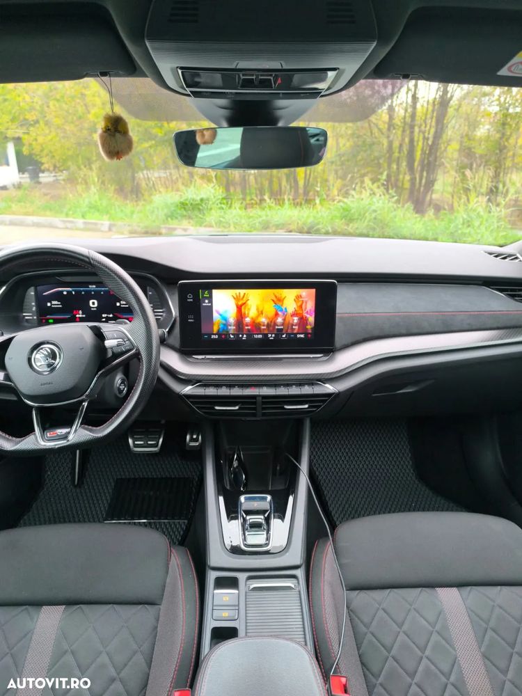 Skoda Octavia 2.0 TDI DSG RS - 12