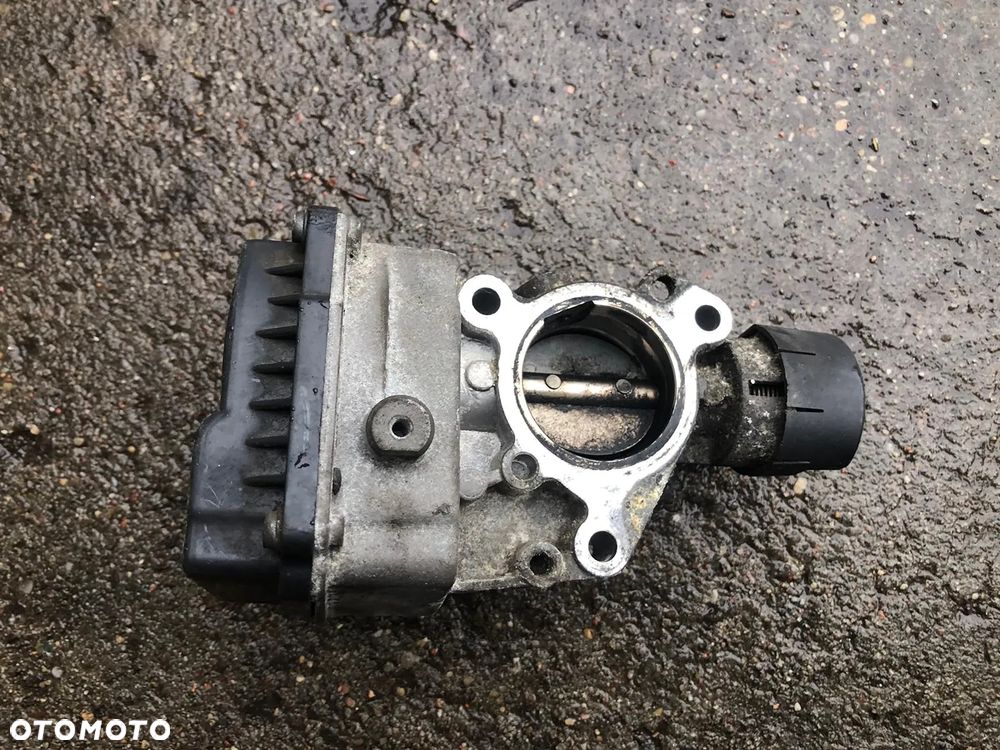 PRZEPUSTNICA RENAULT ESPACE IV LAGUNA II 2.0 T TURBO 8200243886 8200287157 - 3