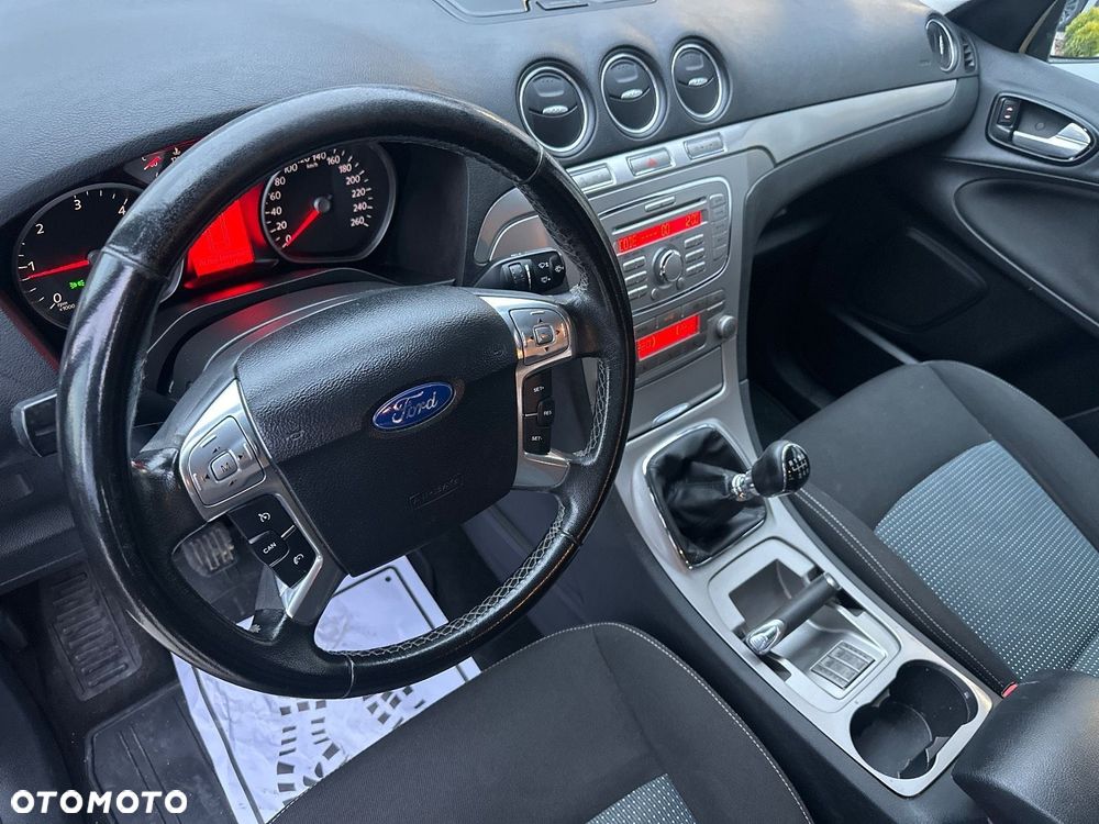 Ford Galaxy 2.0 TDCi DPF Trend - 12