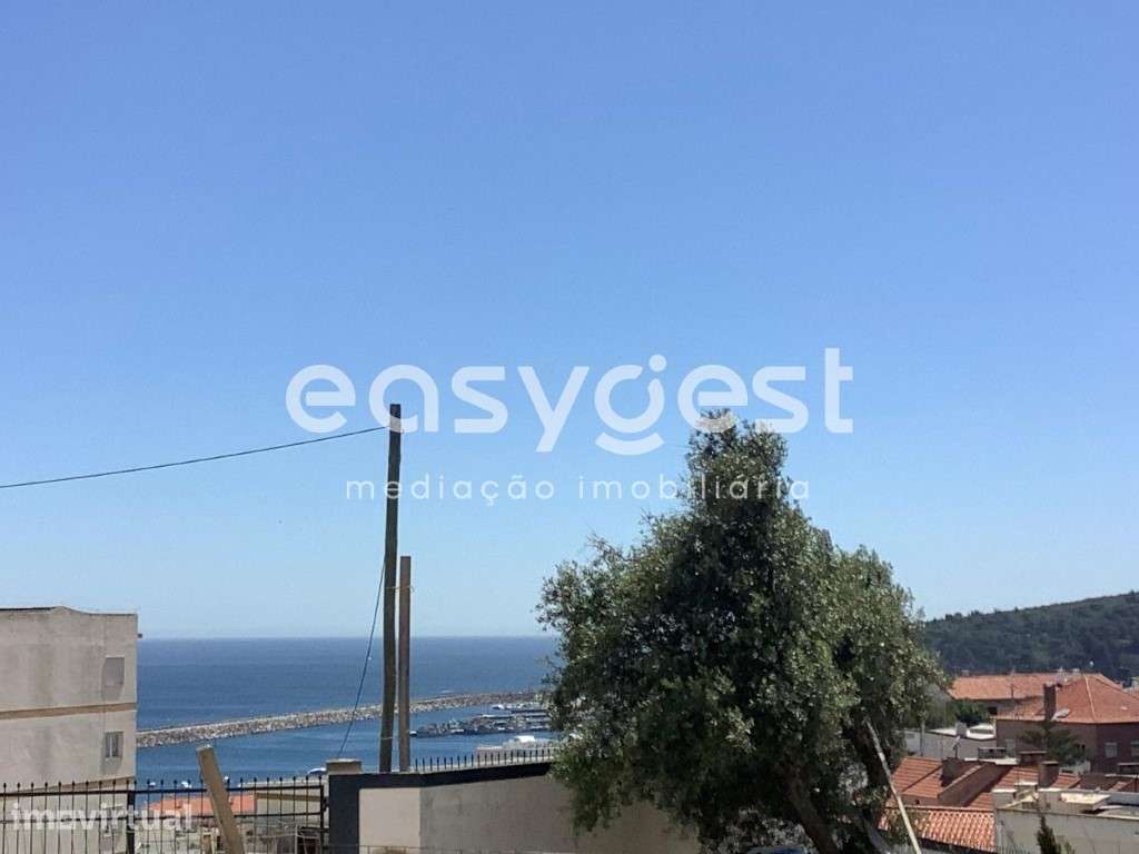 Excelente apartamento T1 em Sesimbra com vista mar e parqueamento - Grande imagem: 3/8