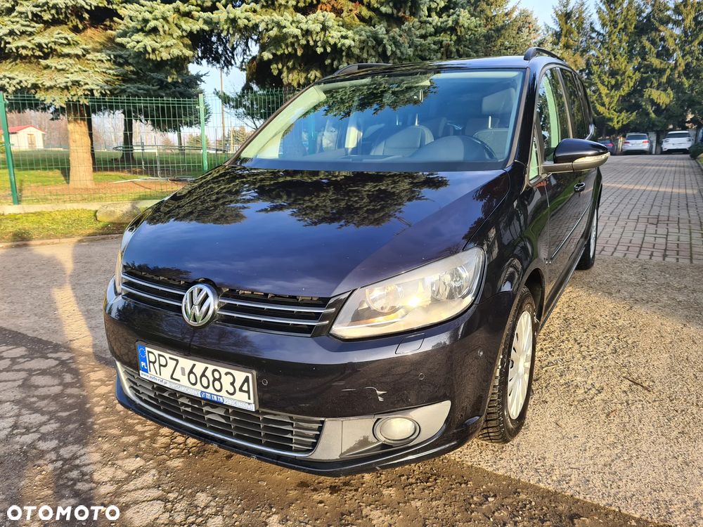 Volkswagen Touran - 1