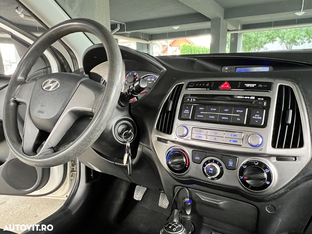 Hyundai i20 1.2 Comfort - 22