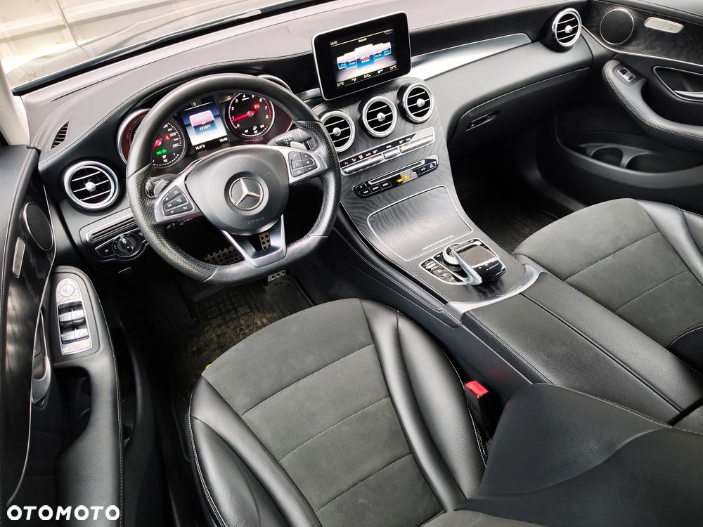 Mercedes-Benz GLC 250 4-Matic - 32