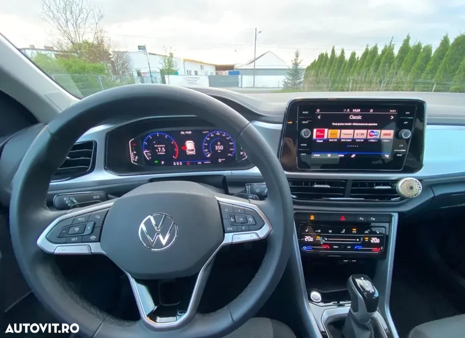 Volkswagen T-ROC 1.5 TSI OPF DSG Life - 6