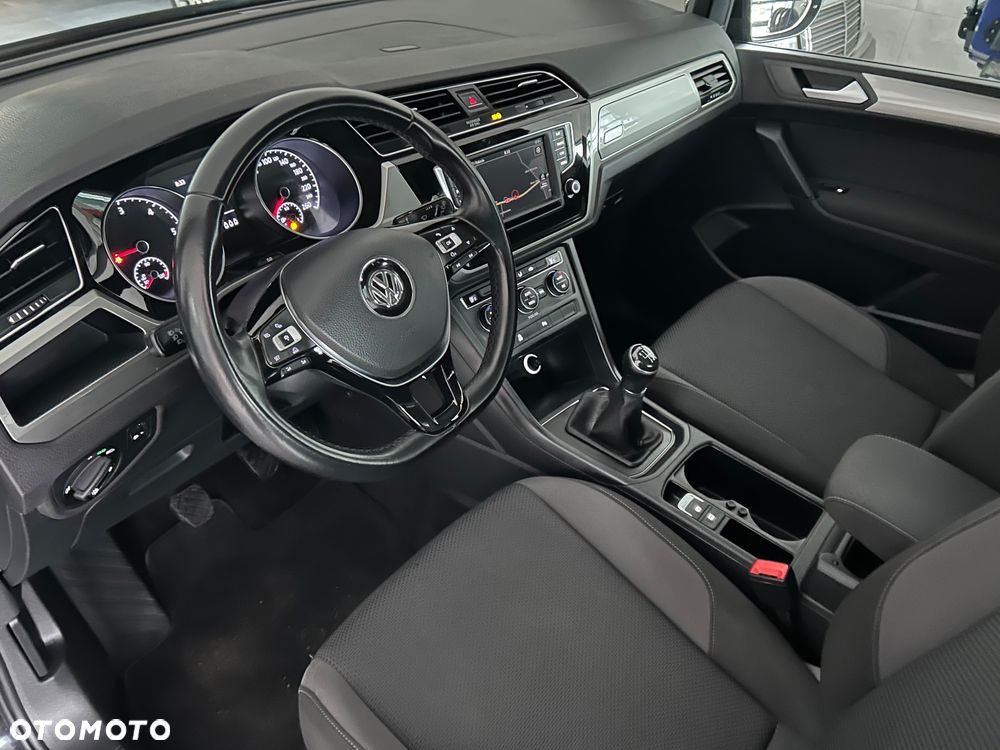 Volkswagen Touran 1.6 TDI BMT Trendline - 14