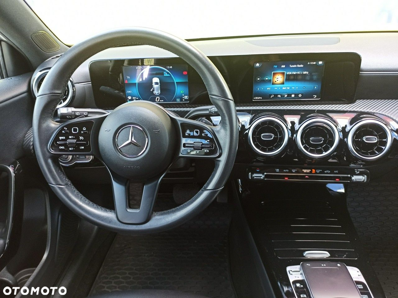 Mercedes-Benz Klasa A 180 7G-DCT - 15