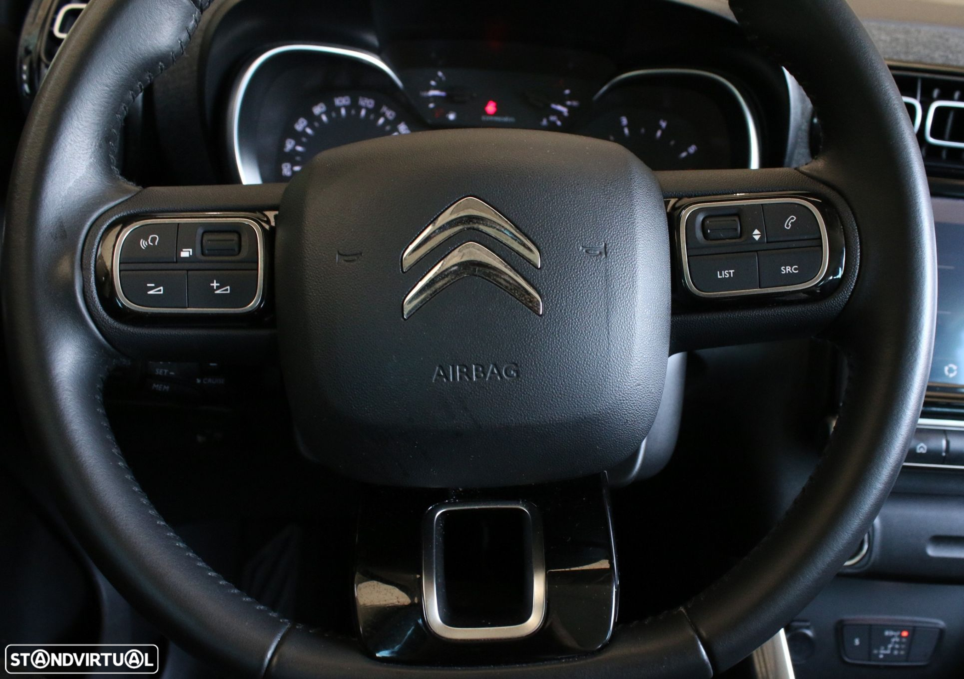 Citroën C3 Aircross 1.2 PureTech Shine Pack EAT6 - 23