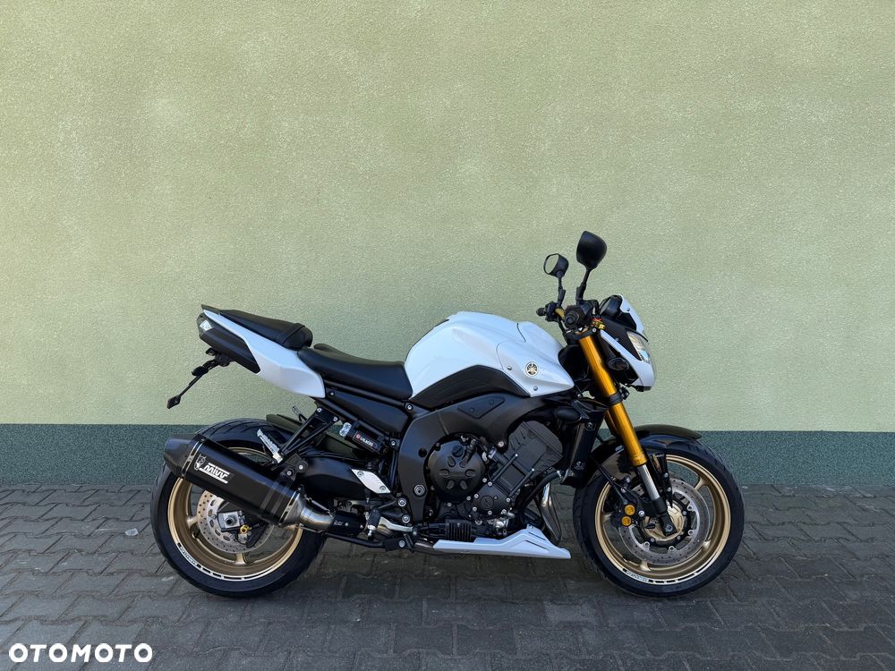 Yamaha FZ8 - 7