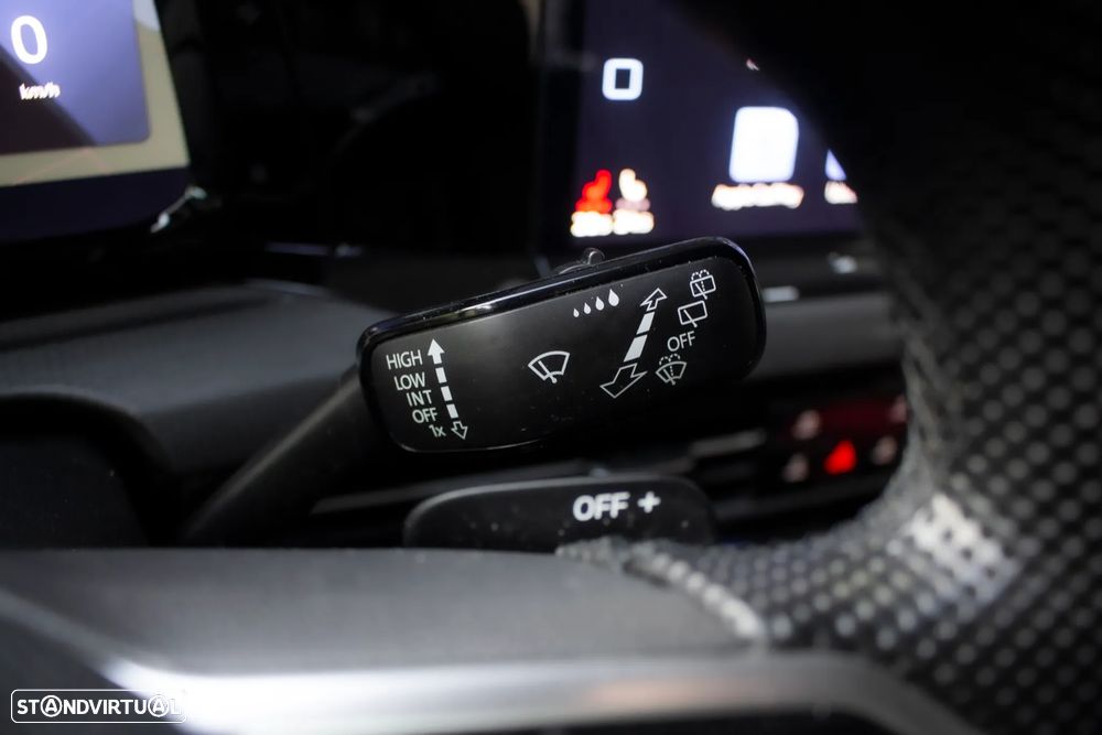 VW Golf 2.0 TDI GTD DSG - 18