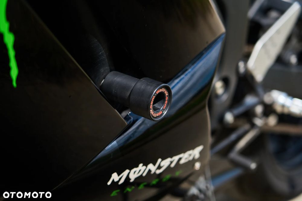 Kawasaki ZX - 17