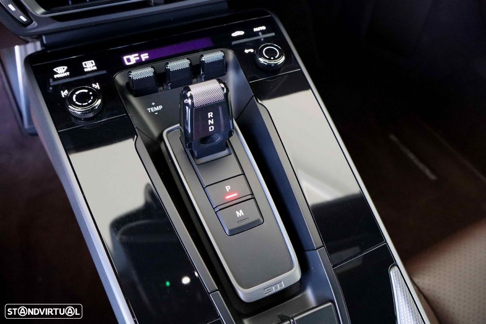 Porsche 911 (992) Carrera 4 PDK - 40