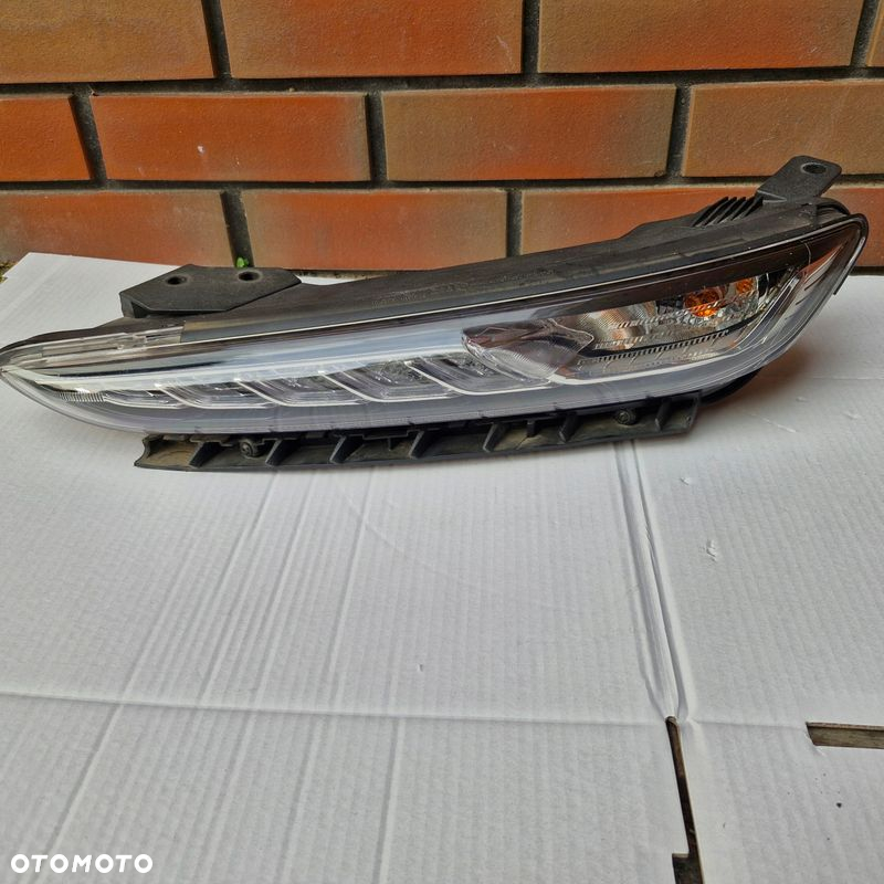 LAMPA PRZÓD LEWA HYUNDAI KONA 92207-J90 - 7