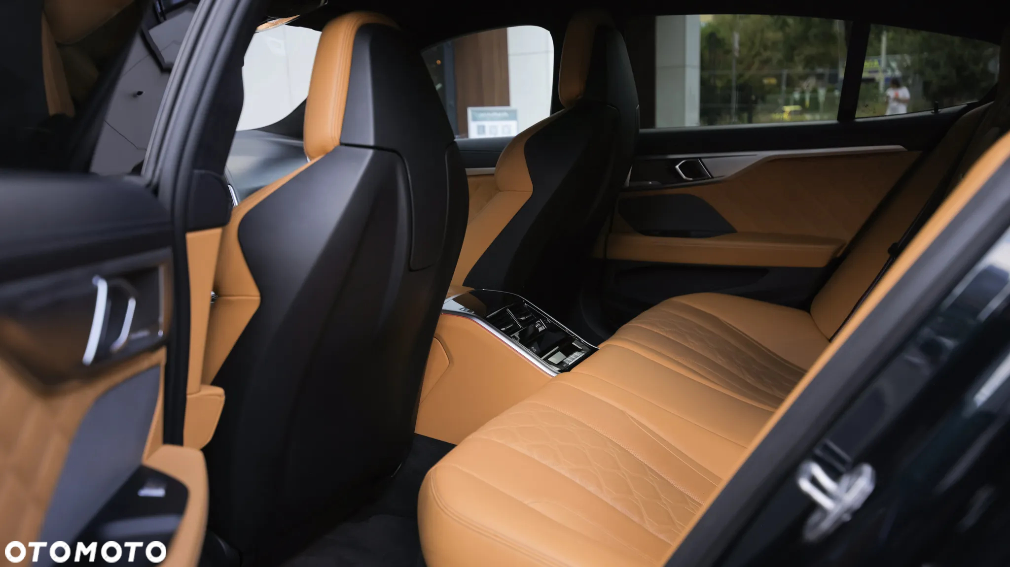 BMW M8 Competition - 14