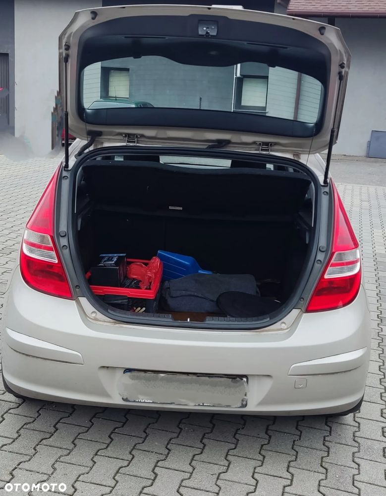 Hyundai i30 1.4 Classic - 6