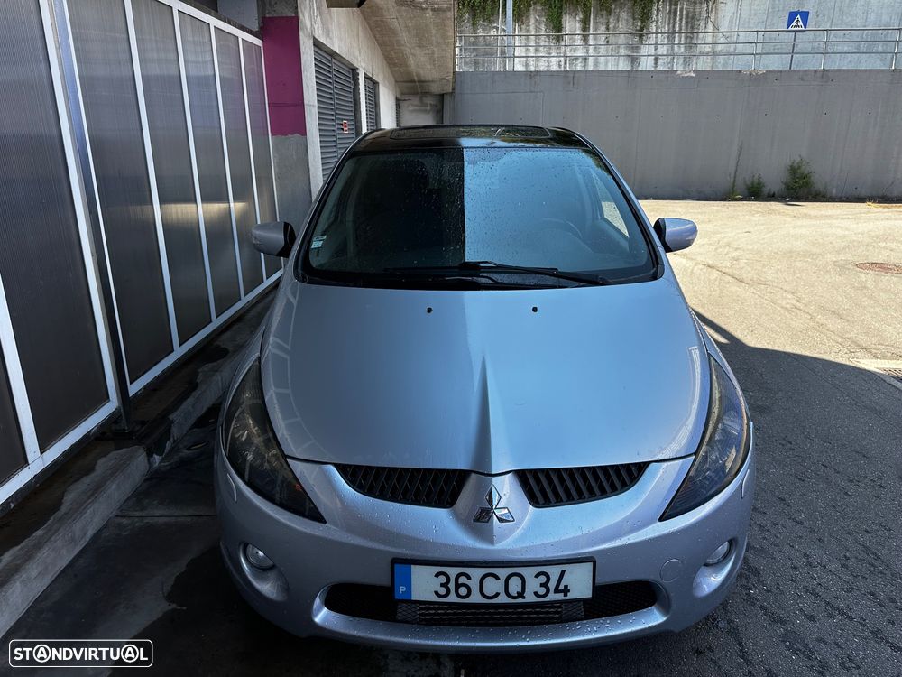Mitsubishi Grandis 2.0 DI-D Sport - 2