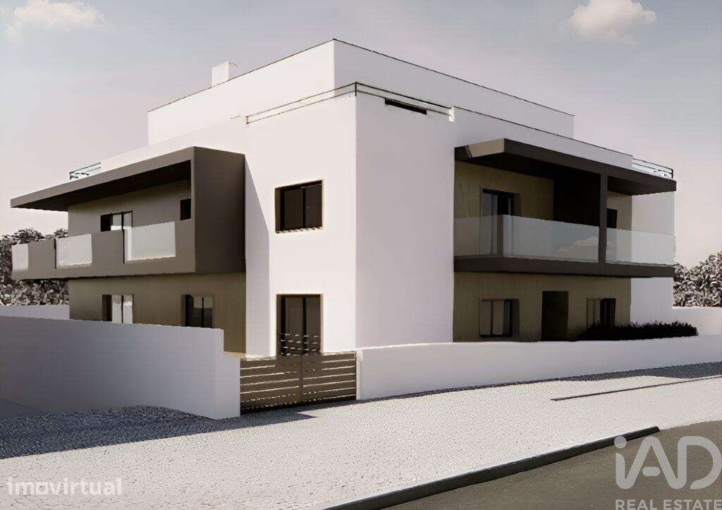 Apartamento T3 em Atouguia da Baleia de 115,00 m2 - Grande imagem: 3/20
