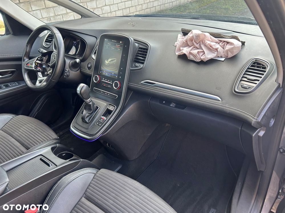 Renault Scenic - 33