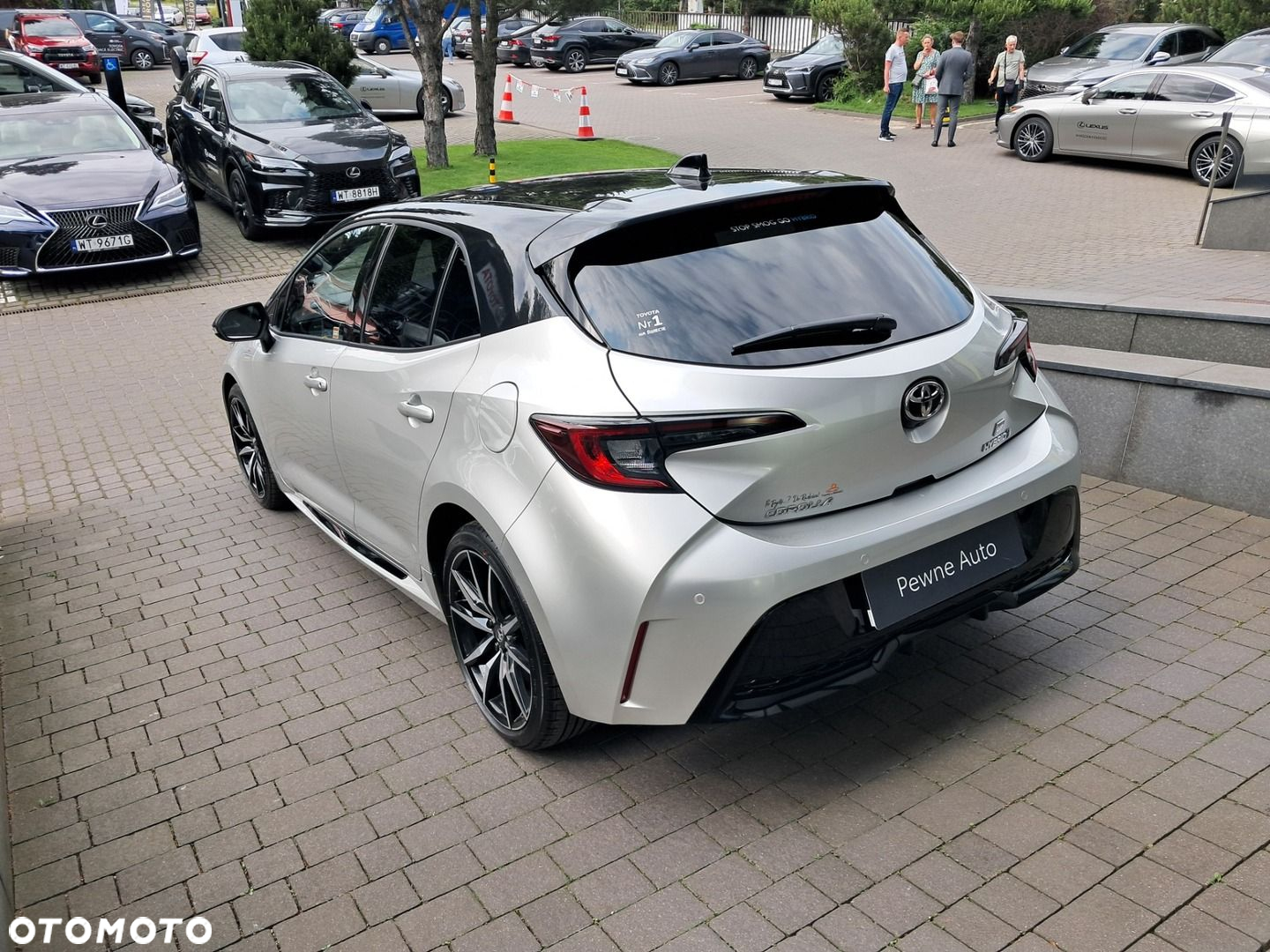 Toyota Corolla 2.0 Hybrid GR Sport Dynamic - 2