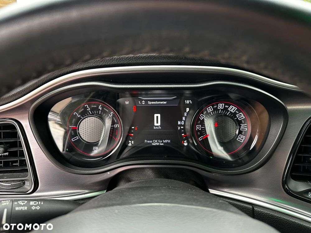 Dodge Challenger Automatik SXT Plus - 8