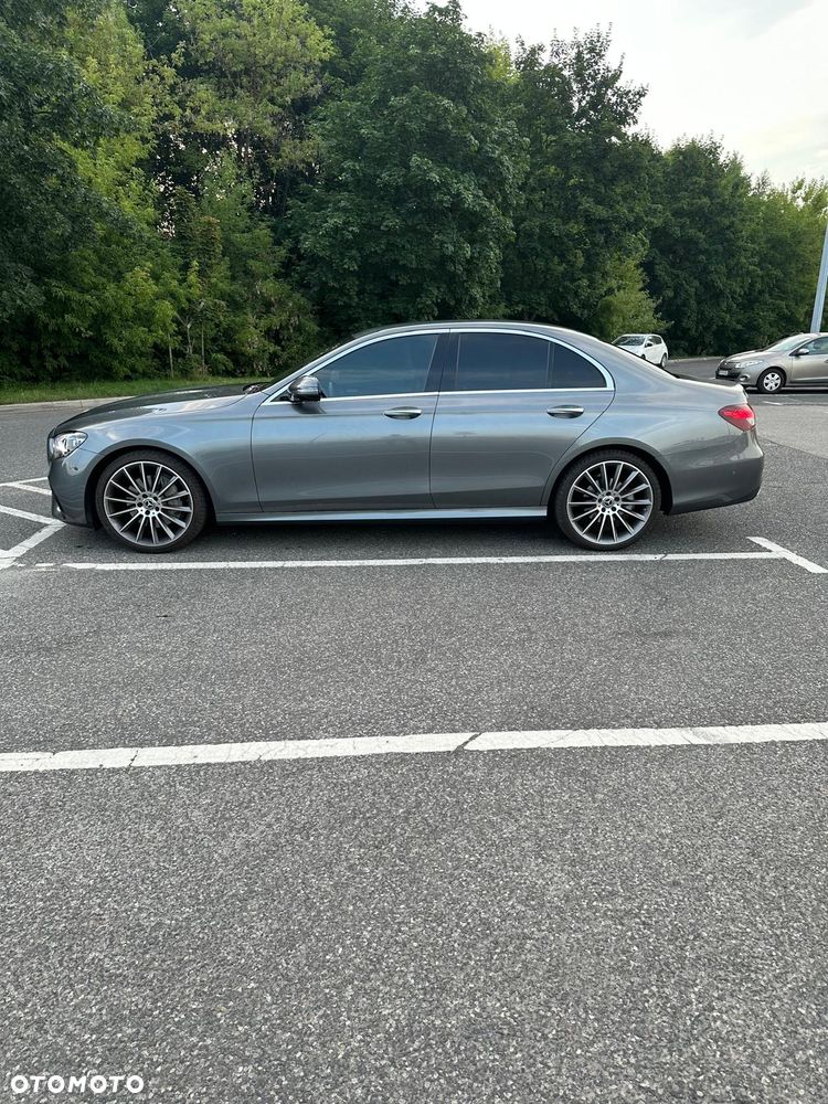 Mercedes-Benz Klasa E 220 d 4-Matic AMG/Avantgarde - 2