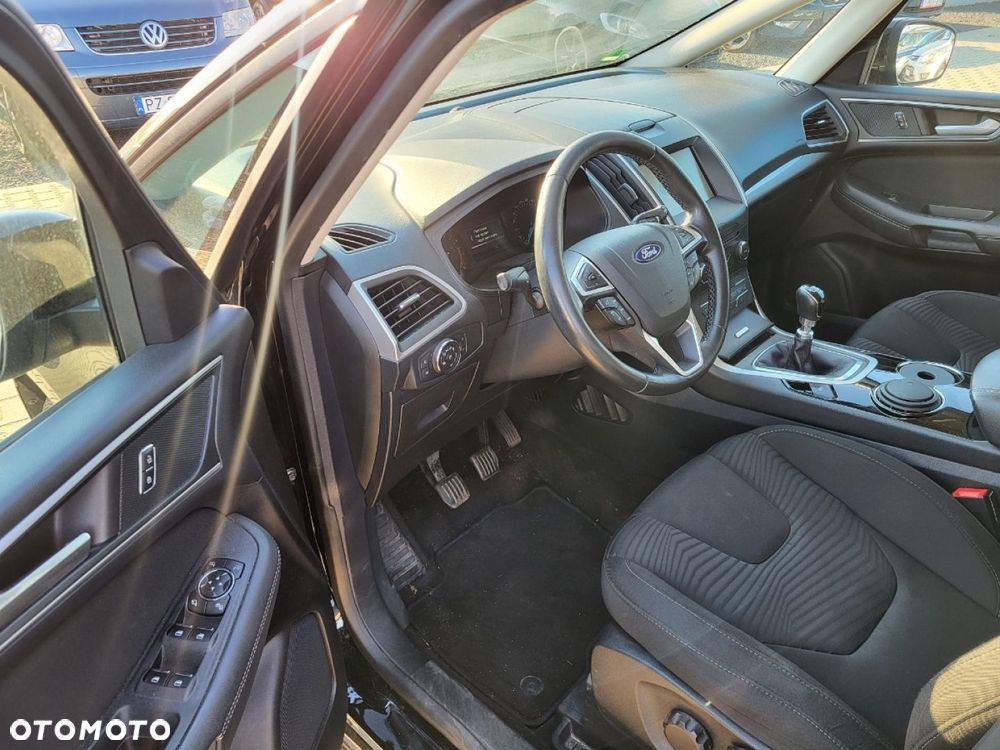 Ford S-Max - 7