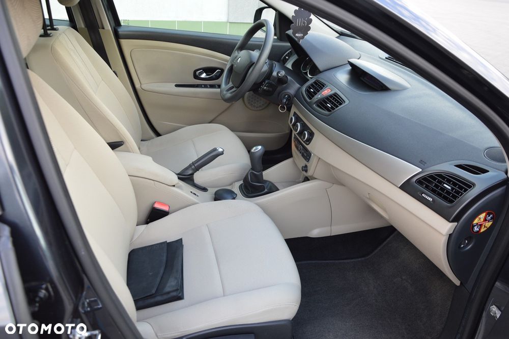 Renault Fluence 1.6 16V Expression - 5