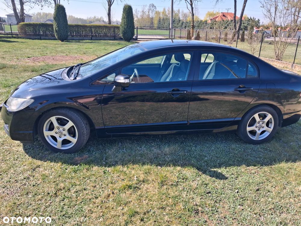 Honda Civic 1.8 Comfort - 1