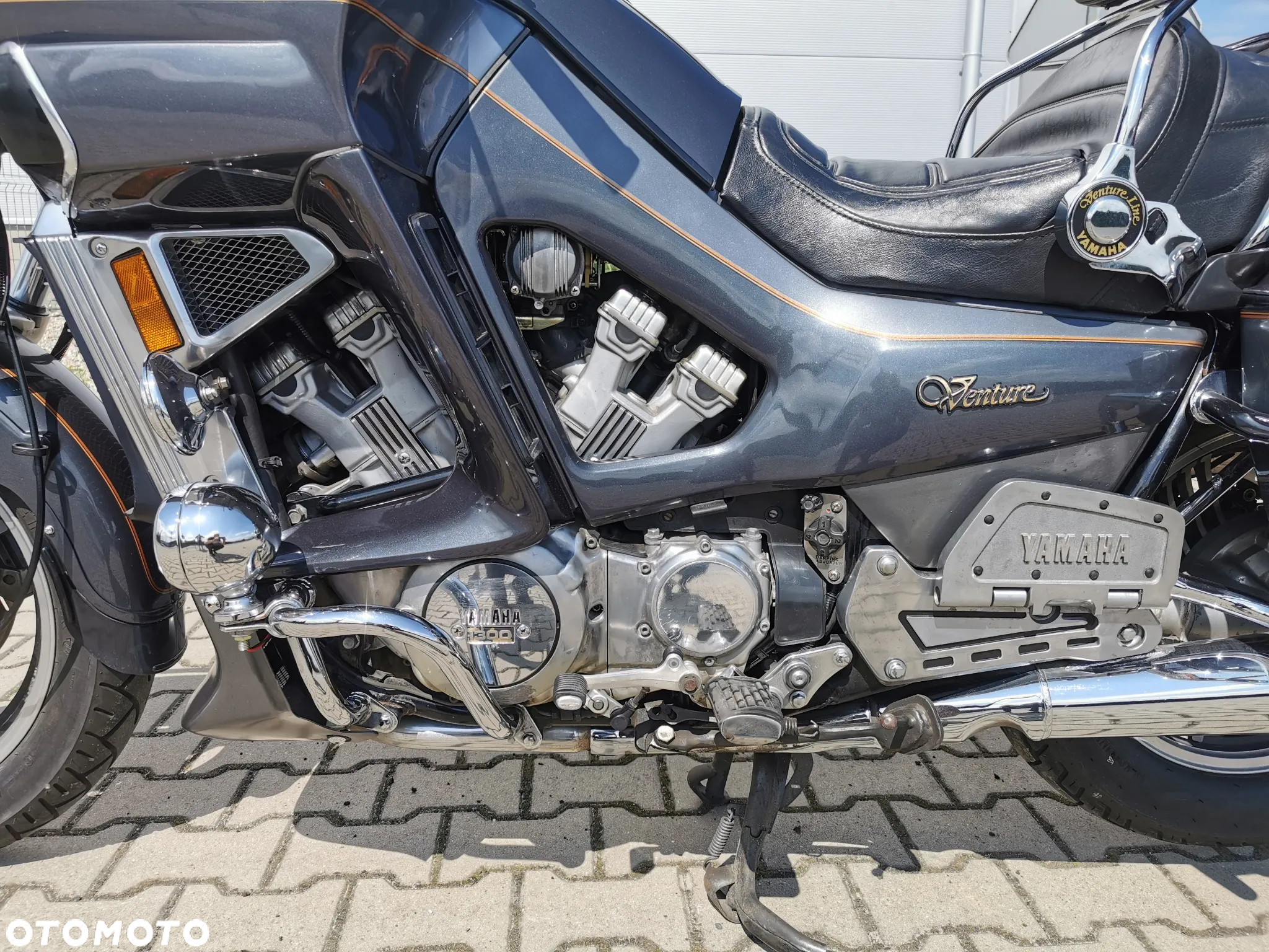Yamaha XVZ - 15