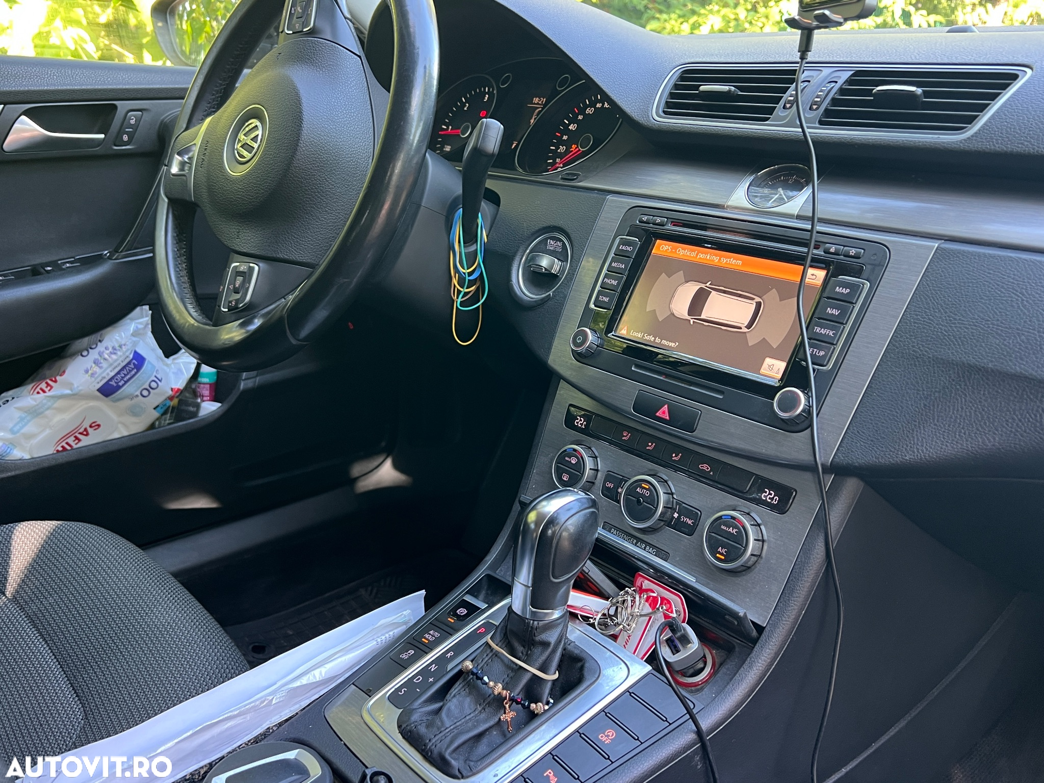 Volkswagen Passat Variant 1.6 TDI (BlueMotion Technology) DSG Trendline - 4