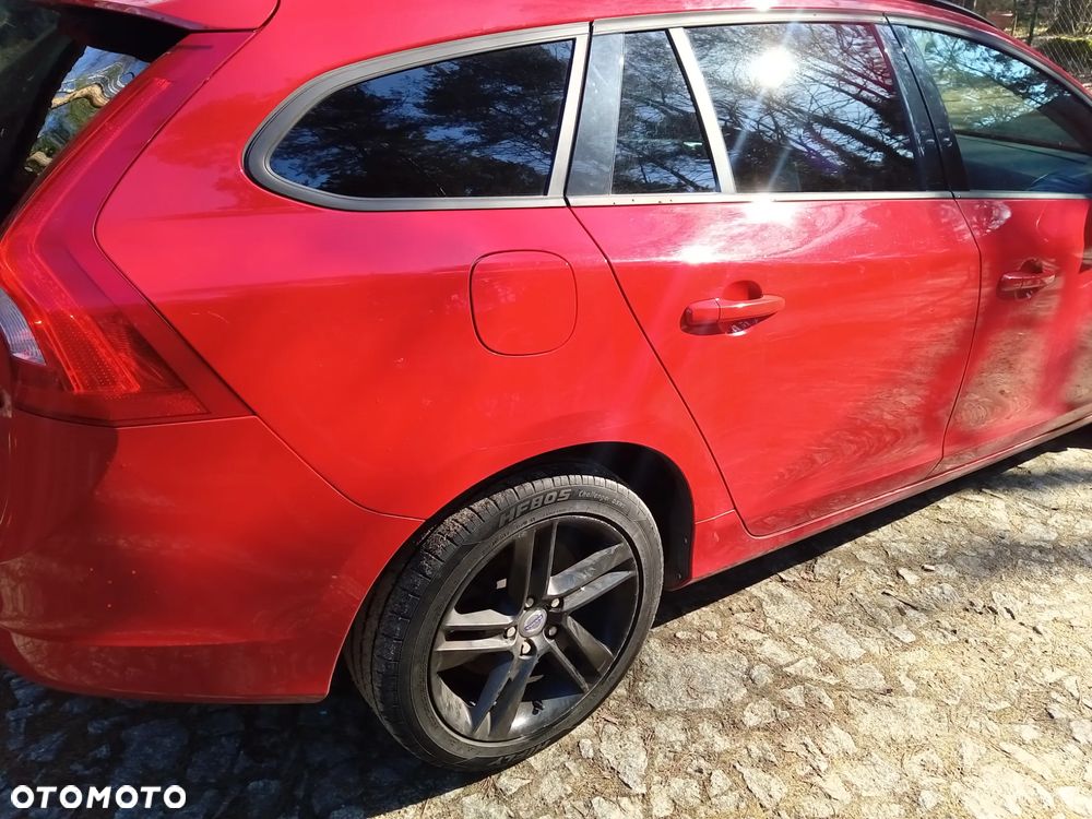 Volvo V60 D3 Momentum - 6