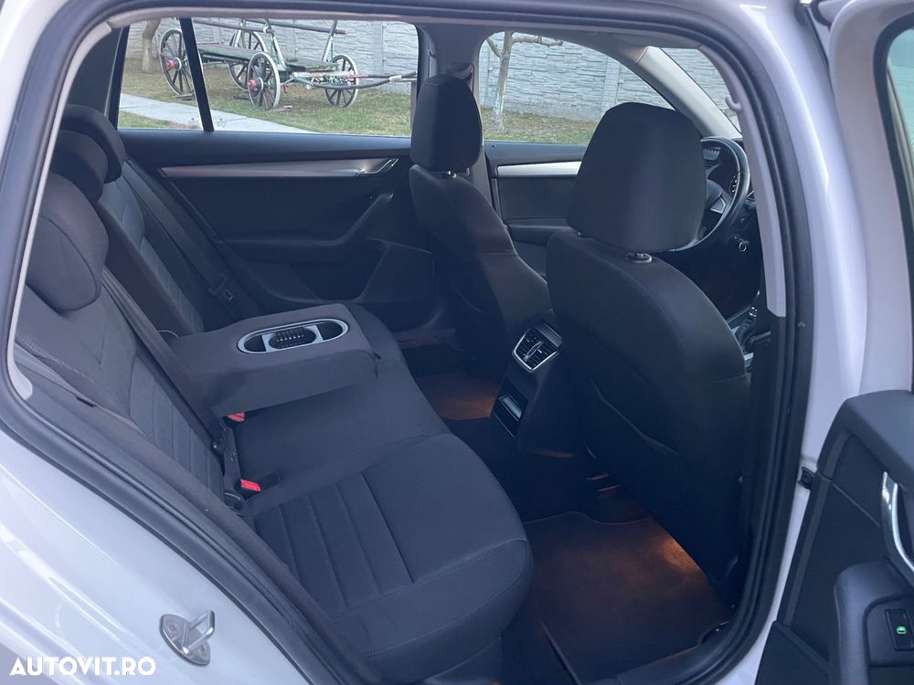Skoda Octavia - 19
