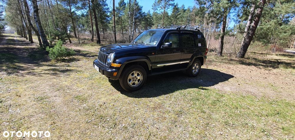 Jeep Liberty - 1