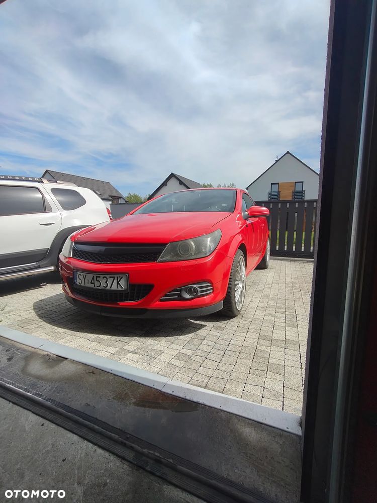 Opel Astra 1.6 Turbo Cosmo - 2