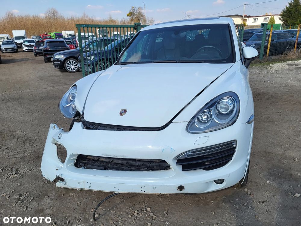 Porsche Cayenne Platinum Edition - 16