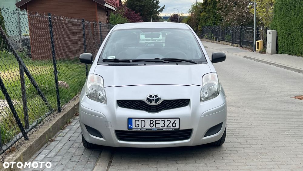 Toyota Yaris 1.4 D-4D Luna - 8