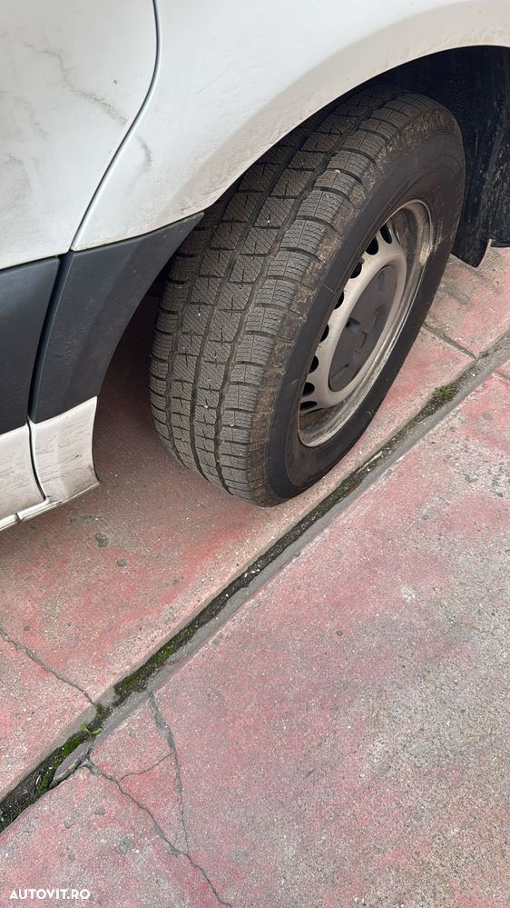 Mercedes-Benz Sprinter 317 CDI 170CP L2H2 RWD 9AT+ - 12