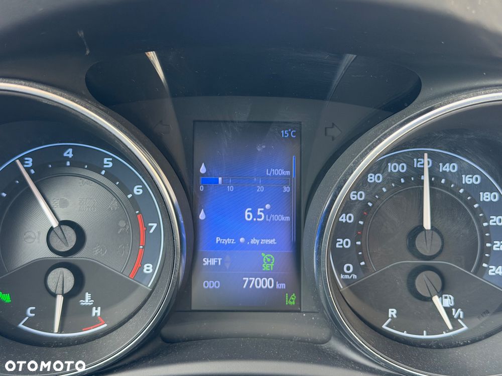 Toyota Auris 1.6 Premium - 15